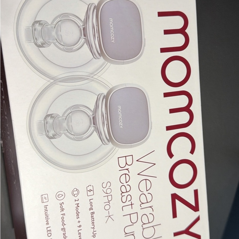 Momcozy Wearable Breast Pump S9Pro-K - barely used, clean, works excellent…